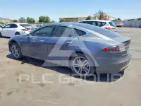 2013 Tesla Model S photo