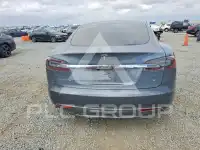 2013 Tesla Model S фото
