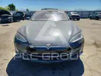2013 Tesla Model S фото