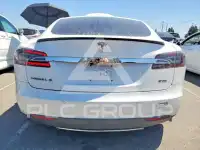2013 Tesla Model S фото