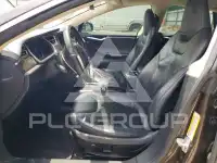 2013 Tesla Model S фото