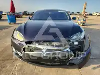 2013 Tesla Model S фото