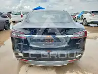 2013 Tesla Model S фото