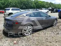 2013 Tesla Model S фото