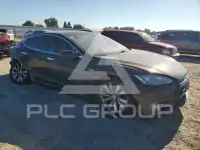 2013 Tesla Model S фото