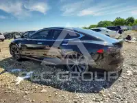 2013 Tesla Model S фото