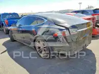2013 Tesla Model S фото