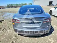 2013 Tesla Model S photo