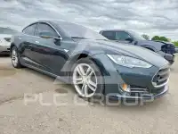2013 Tesla Model S фото