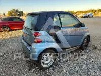 2013 Smart FORTWO photo