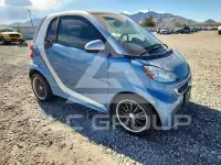 2013 Smart FORTWO фото
