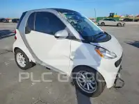 2013 Smart FORTWO фото