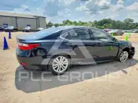 2013 Lexus ES300 photo