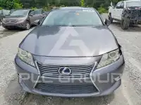 2013 Lexus ES300 photo