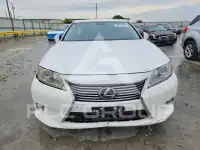 2013 Lexus ES300 photo