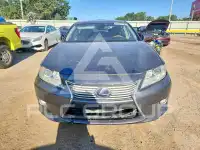 2013 Lexus ES300 photo