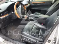 2013 Lexus ES300 photo