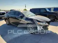 2013 Lexus ES350 photo