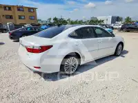 2013 Lexus ES350 photo