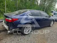 2013 Lexus ES350 photo