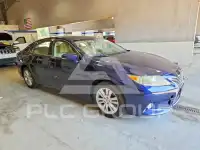 2013 Lexus ES350 photo