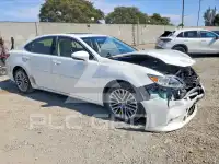 2013 Lexus ES350 photo