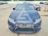 2013 Lexus ES350 photo