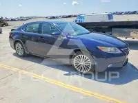 2013 Lexus ES350 photo