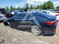 2013 Lexus ES350 photo