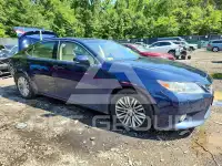 2013 Lexus ES350 photo