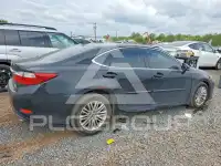 2013 Lexus ES350 photo