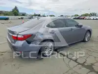 2013 Lexus ES350 photo