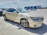 2013 Lexus ES350 photo