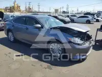 2013 Lexus ES350 photo