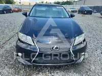2013 Lexus ES photo