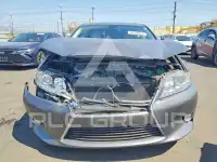 2013 Lexus ES350 photo