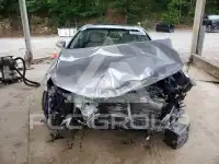 2013 Lexus ES350 photo