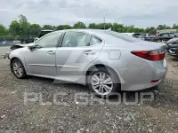 2013 Lexus ES350 photo