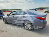 2013 Lexus ES350 photo