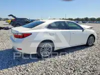 2013 Lexus ES350 photo