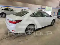 2013 Lexus ES350 photo