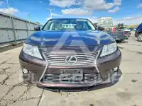 2013 Lexus ES350 photo
