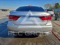 2013 Lexus LS photo