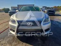 2013 Lexus LS photo
