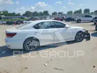 2013 Lexus LS460 photo