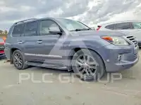2013 Lexus LX570 photo