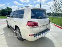 2013 Lexus LX570 photo