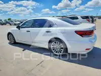 2013 Lexus LS500 photo