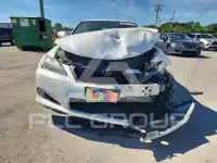 2013 Lexus IS фото