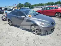 2013 Lexus IS photo